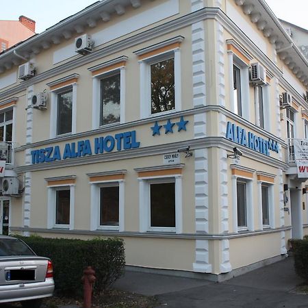 Tisza Alfa Hotel Сегед Экстерьер фото